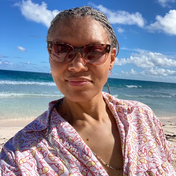 Meet your Posher, Germaine - Picture 6 of 16